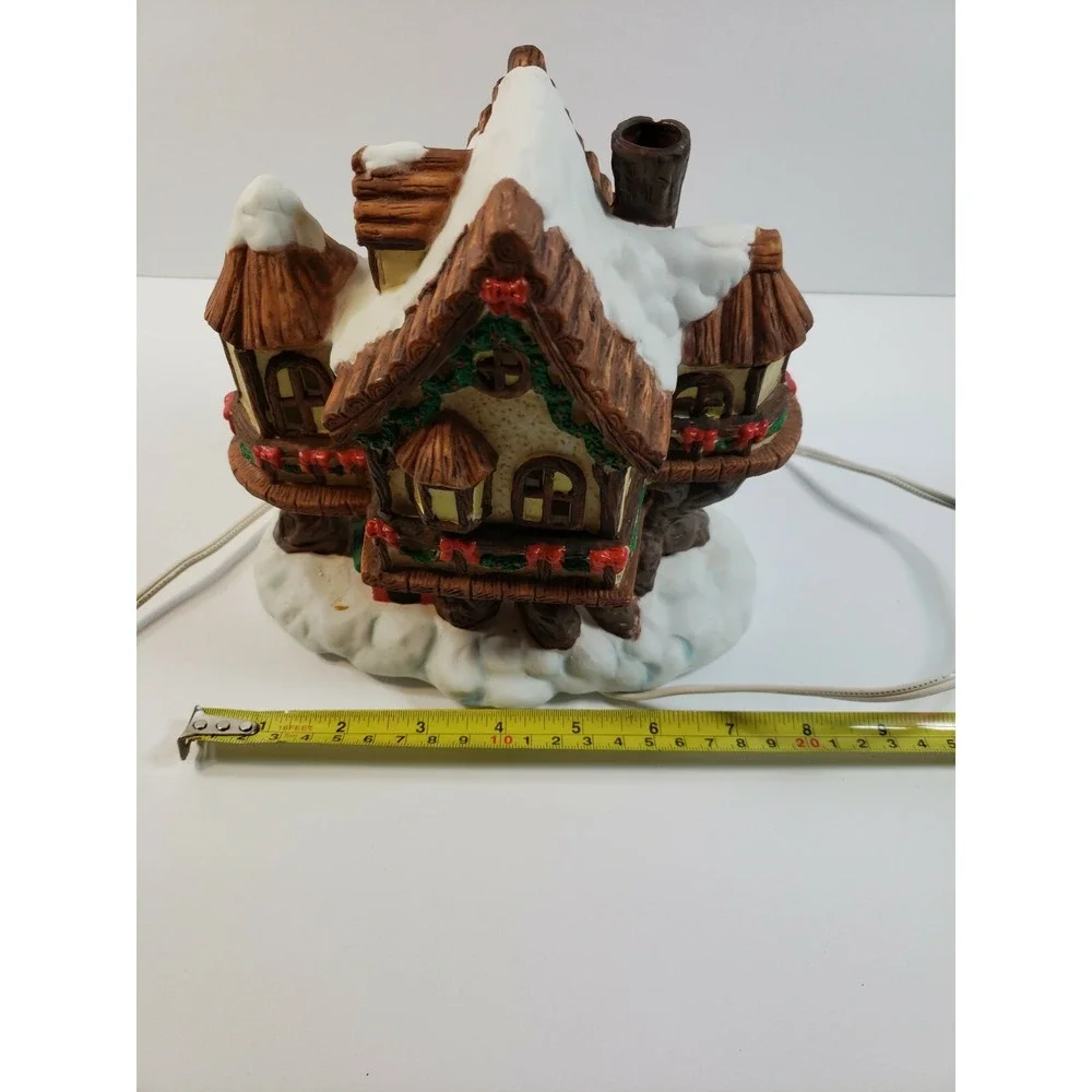 Hollybeary USA The Plumbeary Home 1995 Lite Village‎ Piece
